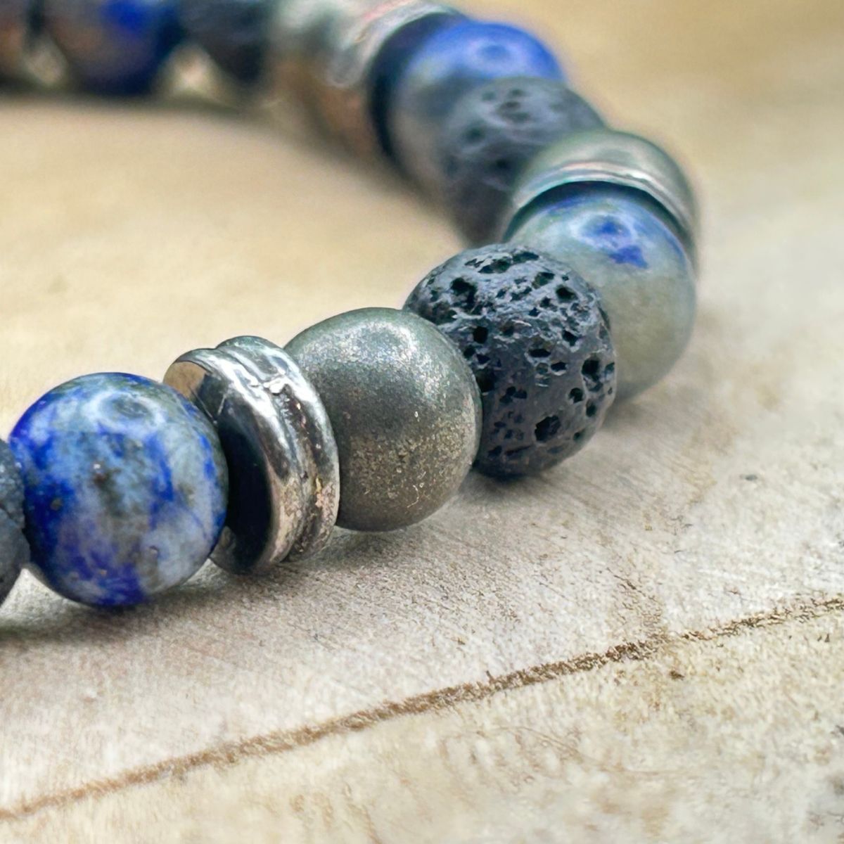 Bracelet 6mm - Lapis-Lazuli, Pyrite et Pierre de Lave