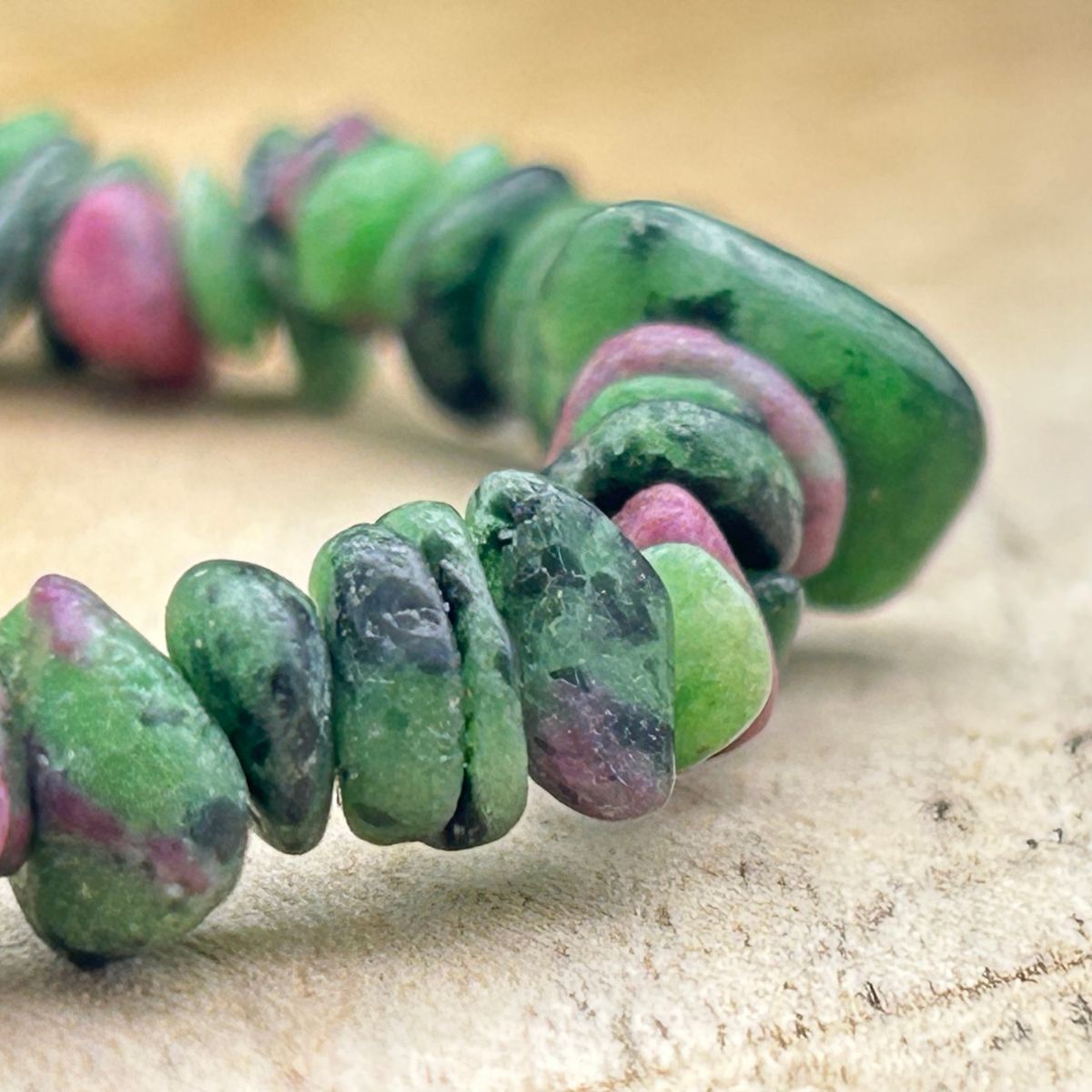 Bracelet chips - Rubis Zoisite